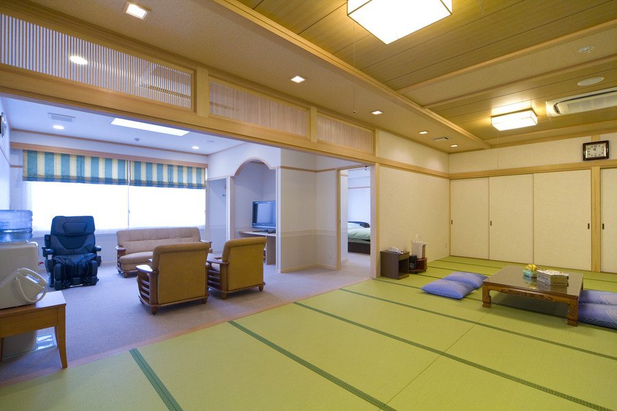 親族室<br>親族室に故人様を安置しますので、故人様との最後の時間をゆったりとお過ごしいただけます。